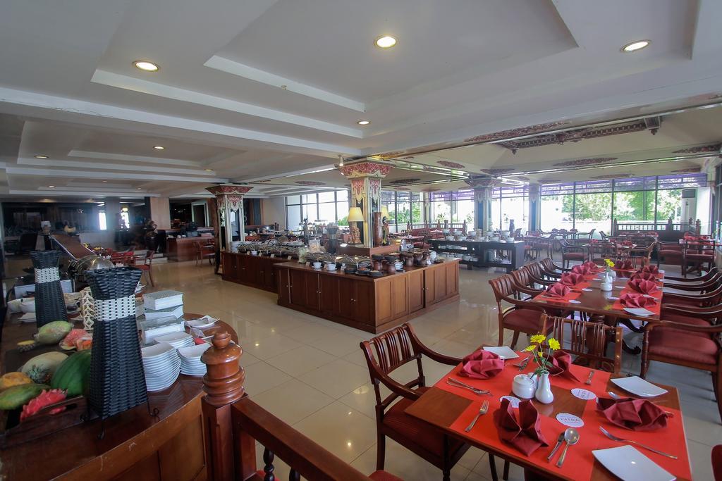 Patra Semarang Hotel & Convention Buitenkant foto